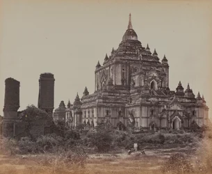 Antica pagoda di mattoni